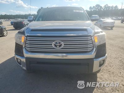 Piąte zdjęcie samochodu w środku: 2017 TOYOTA TUNDRA DOUBLE CAB LIMITED VIN:5TFBW5F13HX592999 - miniatura