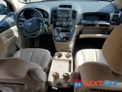 Zdjęcie 8 z 13 samochodu: 2008 HYUNDAI ENTOURAGE GLS VIN:KNDMC233286048215 - miniatura