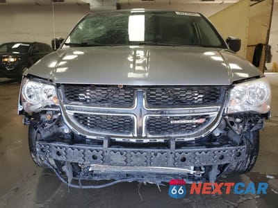 Piąte zdjęcie samochodu w środku: 2014 DODGE GRAND CARAVAN SE VIN:2C4RDGBG1ER414383 - miniatura