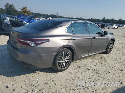 Trzecie zdjęcie samochodu z tyłu: 2024 TOYOTA CAMRY XLE VIN:4T1F11AK9RU879044 - miniatura