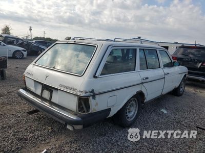 Trzecie zdjęcie samochodu z tyłu: 1983 MERCEDES-BENZ 300 TDT VIN:WDBAB93A3DN012996 - miniatura