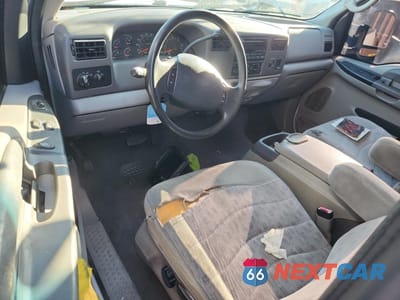 Zdjęcie 8 z 12 samochodu: 2000 FORD F250 SUPER DUTY VIN:1FTNX20S2YEE38872 - miniatura
