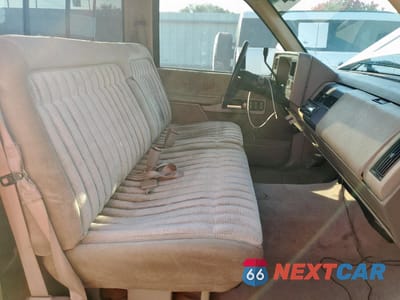 Zdjęcie 10 z 14 samochodu: 1990 CHEVROLET GMT-400 C1500 VIN:2GCEC14K2L1243946 - miniatura