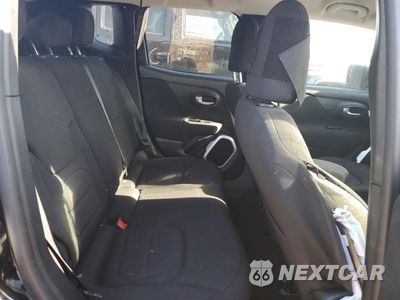 Zdjęcie 19 z 26 samochodu: 2019 JEEP RENEGADE LATITUDE VIN:ZACNJABB8KPJ94701 - miniatura