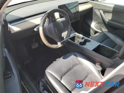 Zdjęcie 8 z 13 samochodu: 2021 TESLA MODEL Y VIN:5YJYGDEE1MF280898 - miniatura