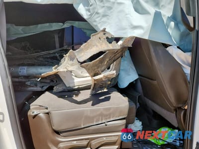 Zdjęcie 11 z 14 samochodu: 2022 GMC YUKON XL DENALI VIN:1GKS2JKL5NR173035 - miniatura