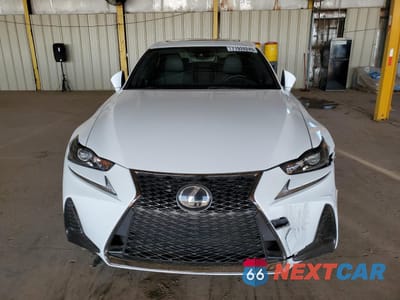 Piąte zdjęcie samochodu w środku: 2017 LEXUS IS 200T VIN:JTHBA1D2XH5061344 - miniatura