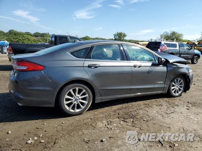 Trzecie zdjęcie samochodu z tyłu: 2017 FORD FUSION SE HYBRID VIN:3FA6P0LU6HR206669 - miniatura