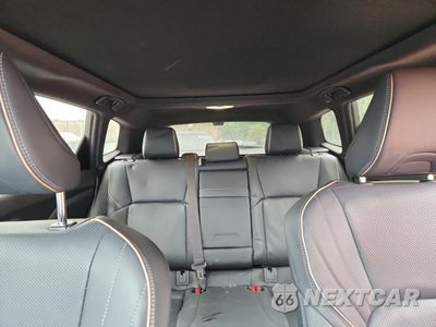 Zdjęcie 10 z 15 samochodu: 2025 TOYOTA CROWN SIGNIA XLE VIN:JTDACAAJ6S3001759 - miniatura