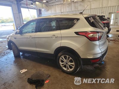 Drugie zdjęcie samochodu z przodu: 2017 FORD ESCAPE SE VIN:1FMCU9GD6HUC75077 - miniatura