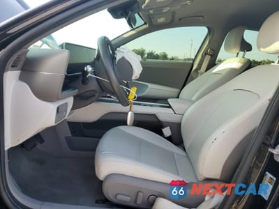 Zdjęcie 7 z 14 samochodu: 2023 HYUNDAI IONIQ 6 SEL VIN:KMHM34AA6PA046147 - miniatura