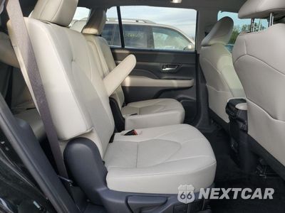 Zdjęcie 11 z 15 samochodu: 2024 TOYOTA GRAND HIGHLANDER XLE VIN:5TDAAAB59RS025053 - miniatura