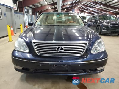 Piąte zdjęcie samochodu w środku: 2004 LEXUS LS 430 VIN:JTHBN36F140168788 - miniatura