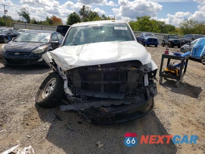 Piąte zdjęcie samochodu w środku: 2022 RAM 1500 CLASSIC TRADESMAN VIN:3C6JR6DG6NG283969 - miniatura