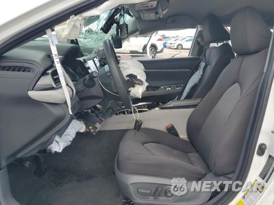 Zdjęcie 7 z 16 samochodu: 2019 TOYOTA CAMRY L VIN:4T1B11HK3KU853405 - miniatura