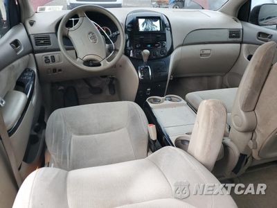Zdjęcie 8 z 14 samochodu: 2004 TOYOTA SIENNA LE VIN:5TDBA23C24S002567 - miniatura