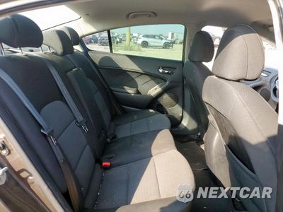 Zdjęcie 10 z 13 samochodu: 2014 KIA FORTE LX VIN:KNAFX4A69E5149837 - miniatura