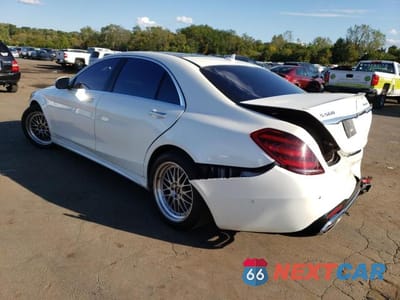 Drugie zdjęcie samochodu z przodu: 2019 MERCEDES-BENZ S 560 4MATIC VIN:WDDUG8GBXKA460269 - miniatura