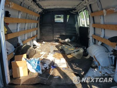 Zdjęcie 10 z 13 samochodu: 2018 CHEVROLET EXPRESS G2500 VIN:1GCWGAFG8J1907445 - miniatura