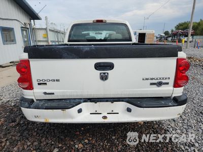 Zdjęcie 6 z 12 samochodu: 2009 DODGE DAKOTA SXT VIN:1D3HE38P09S785247 - miniatura