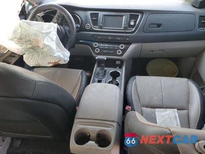 Zdjęcie 8 z 14 samochodu: 2019 KIA SEDONA LX VIN:KNDMB5C11K6500486 - miniatura