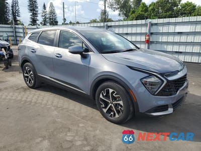 Czwarte zdjęcie samochodu z boku: 2024 KIA SPORTAGE EX VIN:5XYK33DF8RG178794 - miniatura