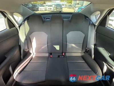 Zdjęcie 10 z 15 samochodu: 2022 KIA FORTE FE VIN:3KPF24AD4NE464503 - miniatura