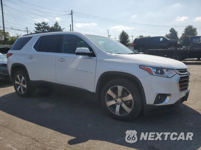 Czwarte zdjęcie samochodu z boku: 2019 CHEVROLET TRAVERSE LT VIN:1GNERHKW5KJ161895 - miniatura