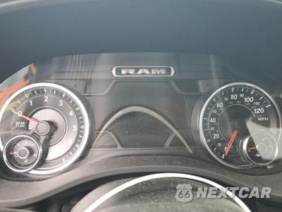 Zdjęcie 9 z 12 samochodu: 2020 RAM 1500 BIG HORN/LONE STAR VIN:1C6SRFFT4LN382082 - miniatura