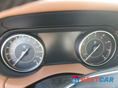 Zdjęcie 9 z 13 samochodu: 2021 MASERATI LEVANTE VIN:ZN661XUA6MX370853 - miniatura