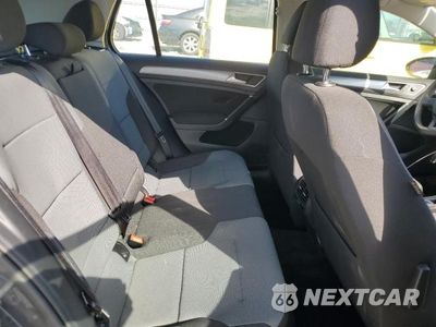 Zdjęcie 10 z 12 samochodu: 2016 VOLKSWAGEN E-GOLF SE VIN:WVWKP7AU0GW916778 - miniatura
