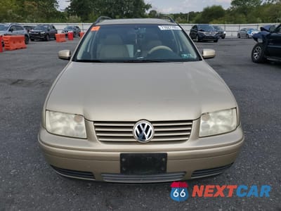 Piąte zdjęcie samochodu w środku: 2001 VOLKSWAGEN JETTA GLX VIN:WVWTG61JX1W601157 - miniatura