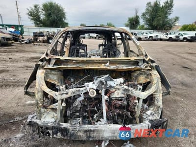 Piąte zdjęcie samochodu w środku: 2023 TOYOTA SIENNA XSE VIN:5TDXSKFC1PS087291 - miniatura