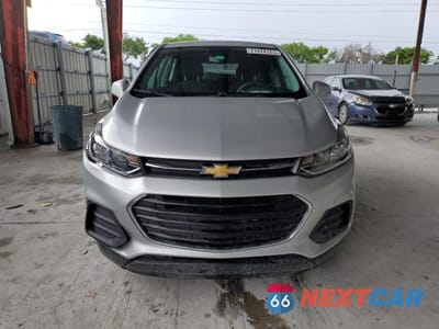 Piąte zdjęcie samochodu w środku: 2022 CHEVROLET TRAX LS VIN:KL7CJKSM6NB545280 - miniatura