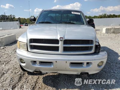 Piąte zdjęcie samochodu w środku: 2001 DODGE RAM 1500 VIN:3B7HF13Z11G718980 - miniatura