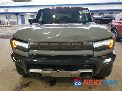 Piąte zdjęcie samochodu w środku: 2025 GMC HUMMER SUV 2X VIN:1GKT0NDE5SU111689 - miniatura