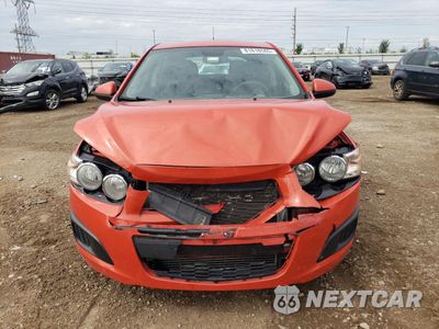Piąte zdjęcie samochodu w środku: 2013 CHEVROLET SONIC LT VIN:1G1JC6SB3D4114403 - miniatura