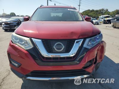 Piąte zdjęcie samochodu w środku: 2017 NISSAN ROGUE S VIN:JN8AT2MT6HW393964 - miniatura