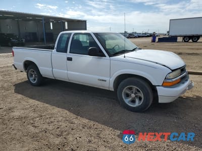 Czwarte zdjęcie samochodu z boku: 1998 CHEVROLET S TRUCK S10 VIN:1GCCS1944W8173596 - miniatura