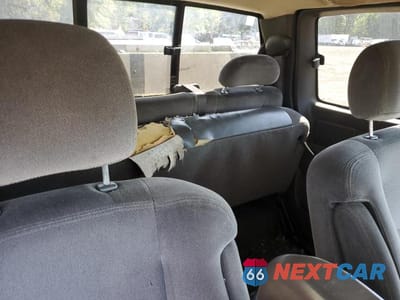 Zdjęcie 10 z 12 samochodu: 2006 GMC NEW SIERRA K3500 VIN:1GTHK39U76E243594 - miniatura