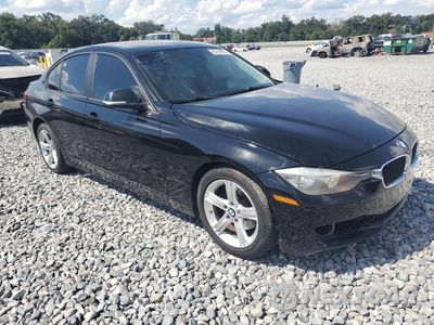 Czwarte zdjęcie samochodu z boku: 2013 BMW 320 I XDRIVE VIN:WBA3C3C53DF979218 - miniatura