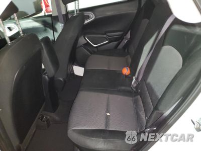 Zdjęcie 10 z 12 samochodu: 2022 KIA SOUL LX VIN:KNDJ23AU6N7150534 - miniatura