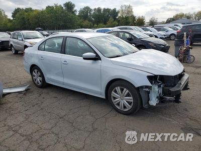 Czwarte zdjęcie samochodu z boku: 2017 VOLKSWAGEN JETTA S VIN:3VW2B7AJ3HM295054 - miniatura