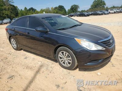 Czwarte zdjęcie samochodu z boku: 2012 HYUNDAI SONATA GLS VIN:5NPEB4AC6CH447231 - miniatura