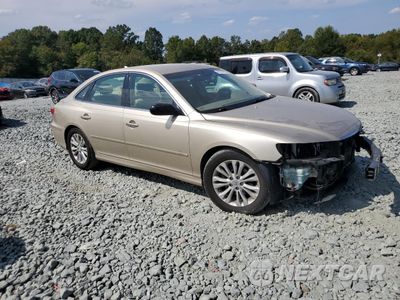 Czwarte zdjęcie samochodu z boku: 2011 HYUNDAI AZERA GLS VIN:KMHFC4DD0BA532816 - miniatura