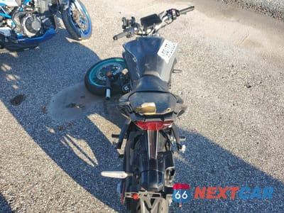 Zdjęcie 6 z 9 samochodu: 2023 YAMAHA MT07 VIN:JYARM32E5PA007516 - miniatura