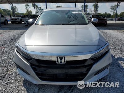 Piąte zdjęcie samochodu w środku: 2018 HONDA ACCORD TOURING VIN:1HGCV1F98JA074676 - miniatura