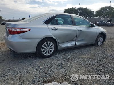 Trzecie zdjęcie samochodu z tyłu: 2016 TOYOTA CAMRY LE VIN:4T4BF1FK5GR521984 - miniatura
