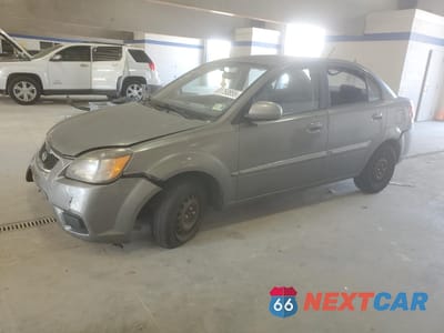 2011 KIA RIO BASE KNADH4A36B6735749 - główne zdjęcie licytacji z USA - miniatura
