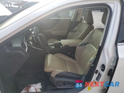 Zdjęcie 7 z 14 samochodu: 2020 LEXUS ES 350 ULTRA LUXURY VIN:58AFZ1B19LU074806 - miniatura